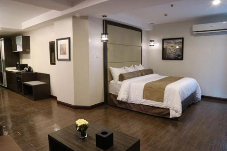 My Happy Place West Avenue Suites Quezon City Exteriör bild