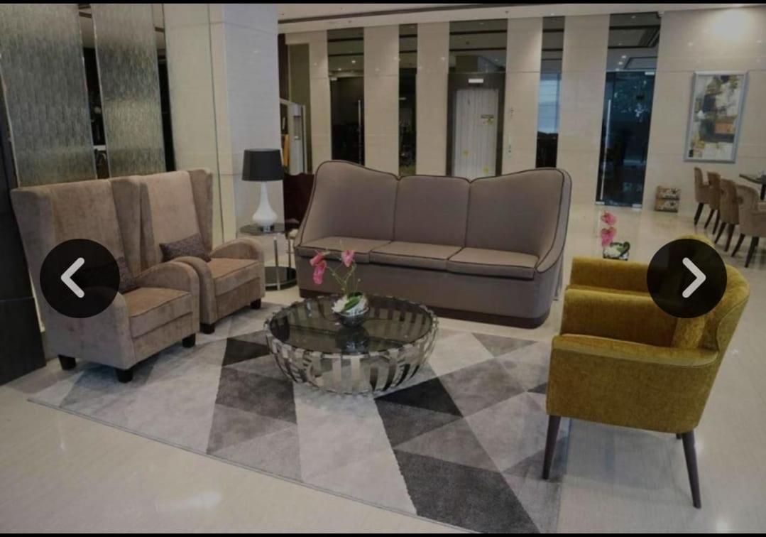 My Happy Place West Avenue Suites Quezon City Exteriör bild